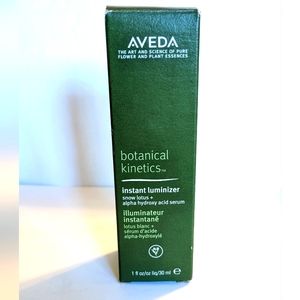 Aveda Botanical Kinetics, Instant Luminizer Serum. Sealed in original box